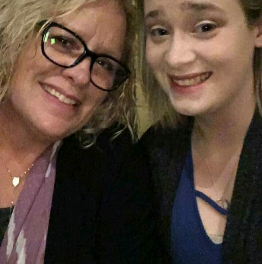 Meet your Posher, Lori